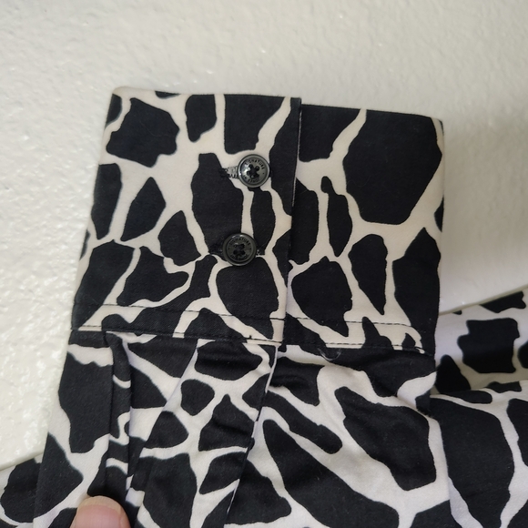 JONES NEW YORK Women's Cotton Blouse Long Sleeve Animal Print Black White L - Picture 8 of 10